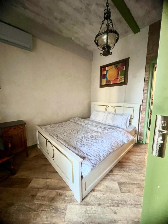 T2&T3 Apartments Levanto Tbilisi Eksteriør bilde